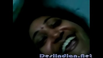 Desi Telugu Aunty With A Cute Face And A Body Built For Pleasure
