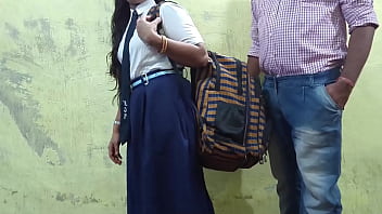 मुंबई की एक कॉलेज लड़की ने अपने टीचर के साथ किया गंदा काम
